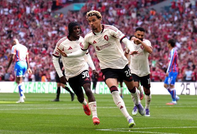 来首次射门 来首次射门