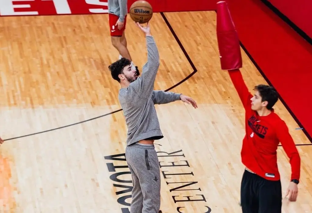 div, 这更凸显了